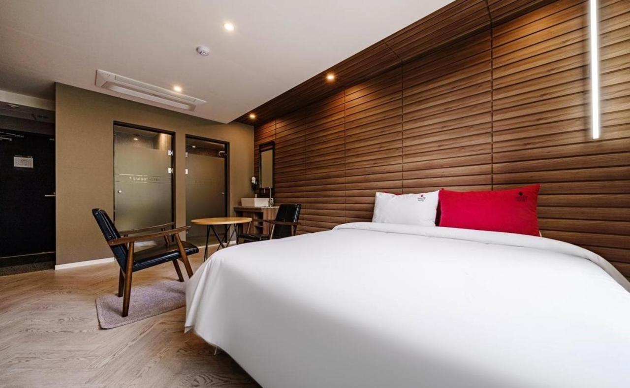 Maron Hotel Nampo Puszan Kültér fotó