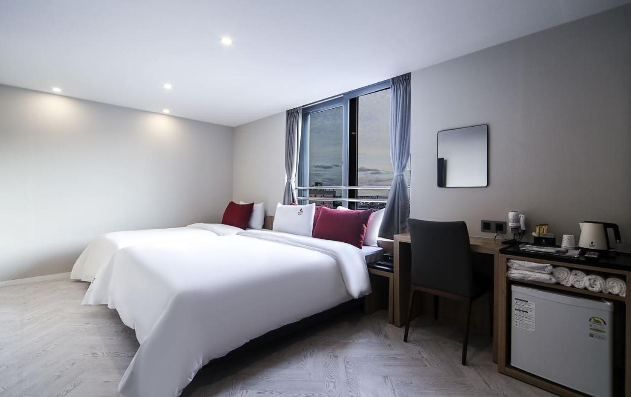 Maron Hotel Nampo Puszan Kültér fotó