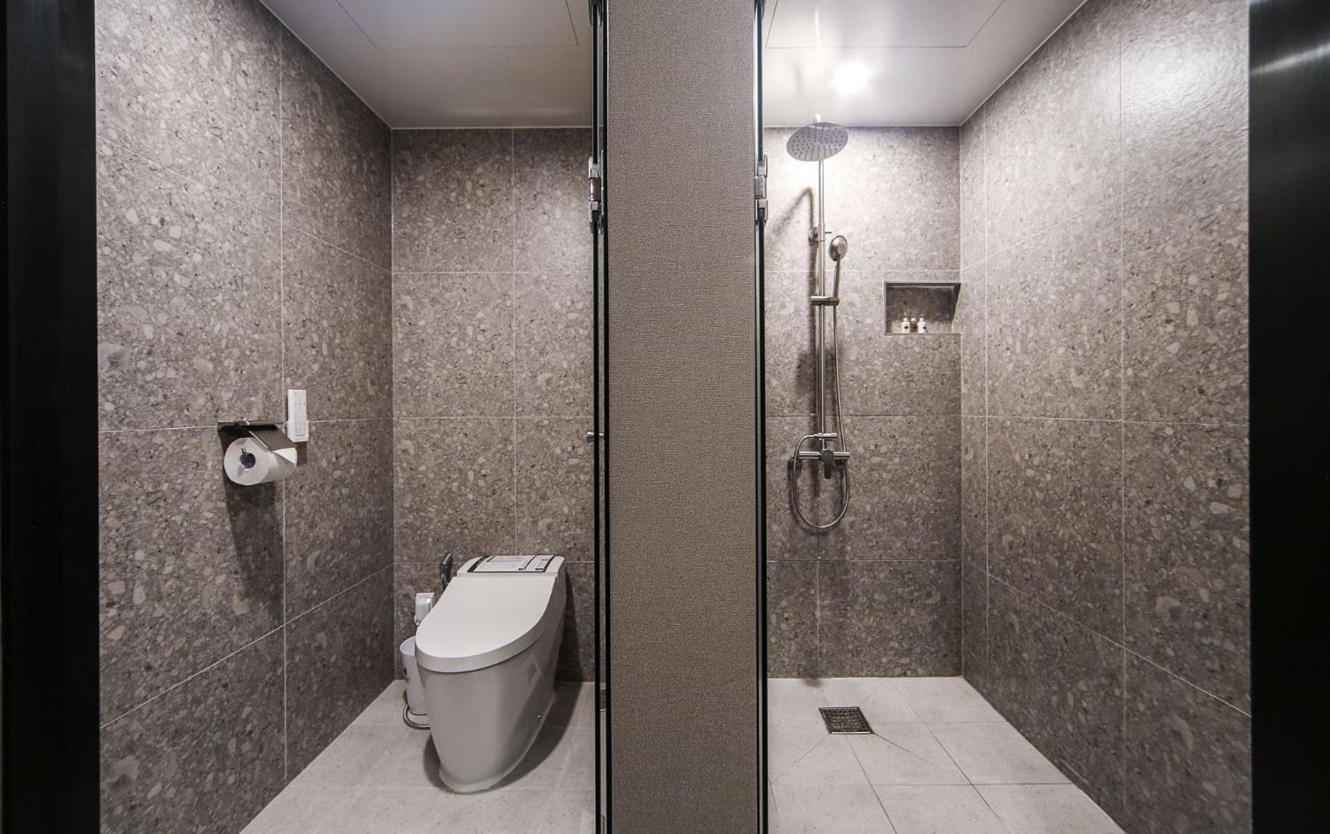 Maron Hotel Nampo Puszan Kültér fotó