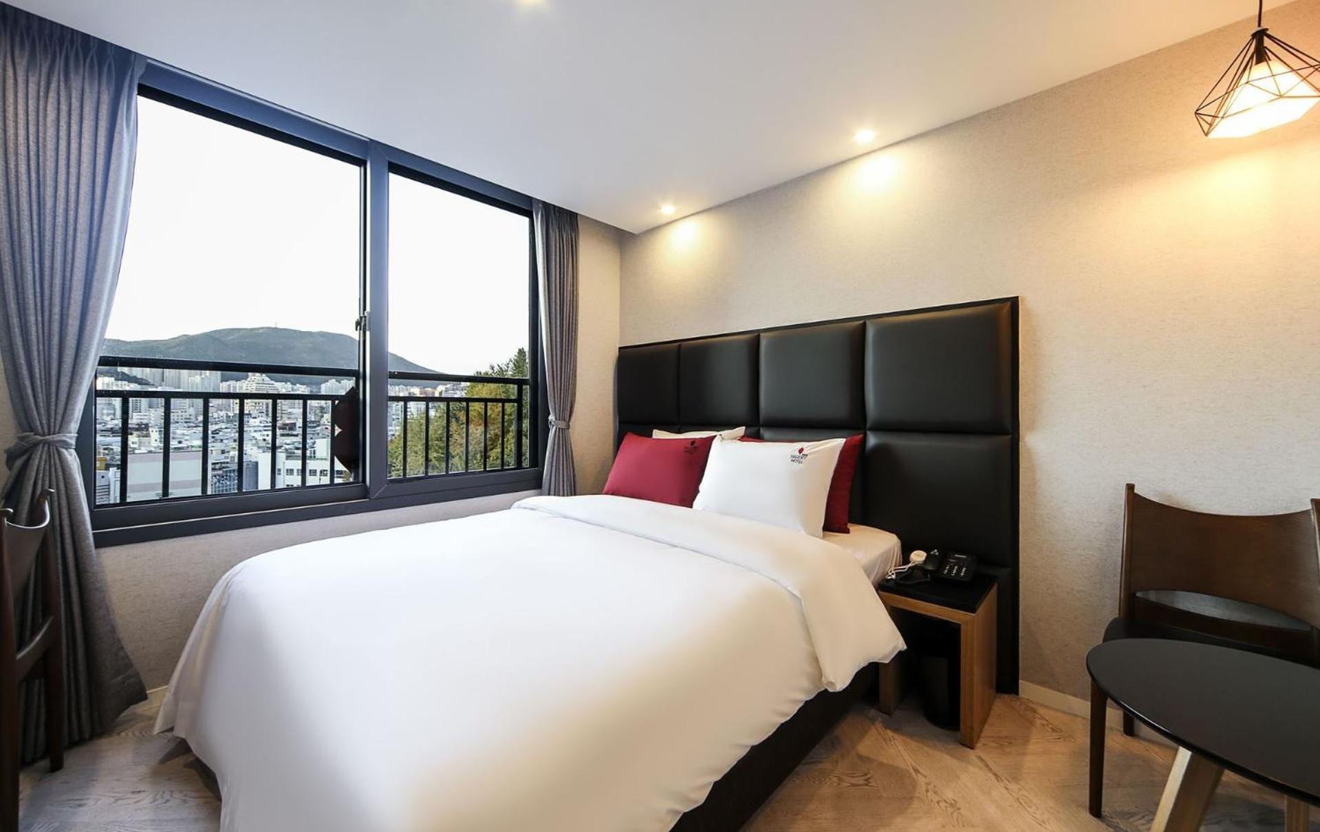 Maron Hotel Nampo Puszan Kültér fotó